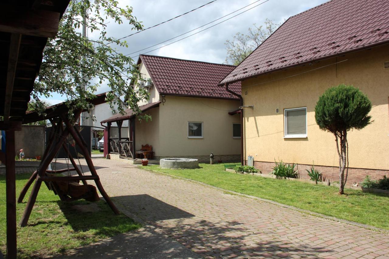 Ріточка Apartman Beregszász Kültér fotó